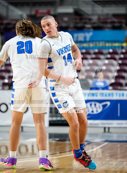 Thumbnail 1 in Coeur d'Alene vs. Lake City (IHSAA 5A Quarterfinal) photogallery.