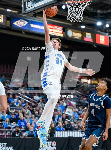 Thumbnail 3 in Coeur d'Alene vs. Lake City (IHSAA 5A Quarterfinal) photogallery.