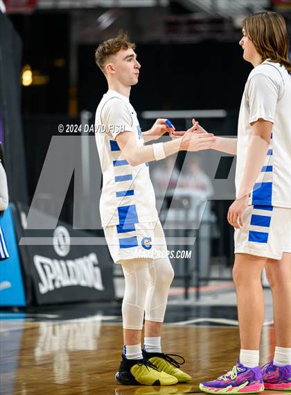 Thumbnail 3 in Coeur d'Alene vs. Lake City (IHSAA 5A Quarterfinal) photogallery.