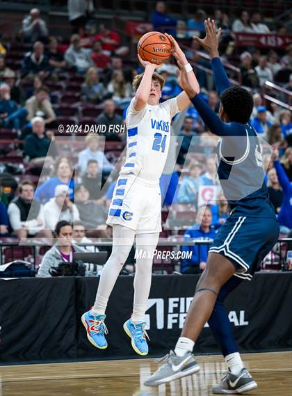 Thumbnail 1 in Coeur d'Alene vs. Lake City (IHSAA 5A Quarterfinal) photogallery.