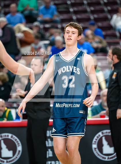 Thumbnail 3 in Coeur d'Alene vs. Lake City (IHSAA 5A Quarterfinal) photogallery.