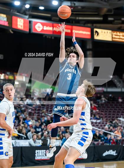 Thumbnail 3 in Coeur d'Alene vs. Lake City (IHSAA 5A Quarterfinal) photogallery.