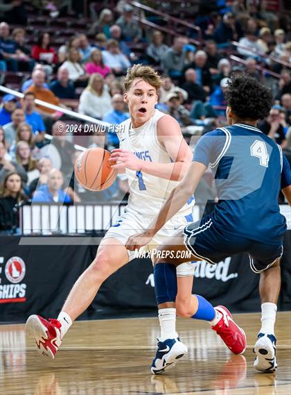 Thumbnail 3 in Coeur d'Alene vs. Lake City (IHSAA 5A Quarterfinal) photogallery.