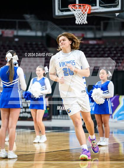 Thumbnail 1 in Coeur d'Alene vs. Lake City (IHSAA 5A Quarterfinal) photogallery.