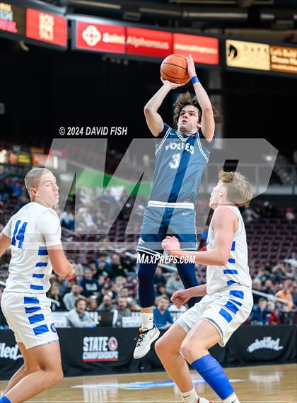 Thumbnail 2 in Coeur d'Alene vs. Lake City (IHSAA 5A Quarterfinal) photogallery.
