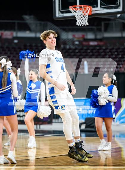 Thumbnail 3 in Coeur d'Alene vs. Lake City (IHSAA 5A Quarterfinal) photogallery.