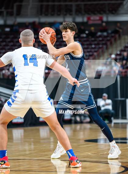 Thumbnail 3 in Coeur d'Alene vs. Lake City (IHSAA 5A Quarterfinal) photogallery.