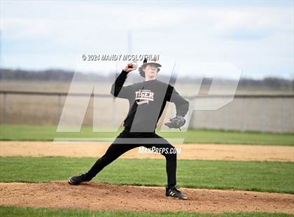 Thumbnail 3 in Eureka @ Illini Bluffs photogallery.