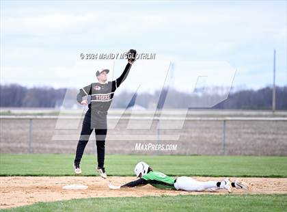 Thumbnail 2 in Eureka @ Illini Bluffs photogallery.