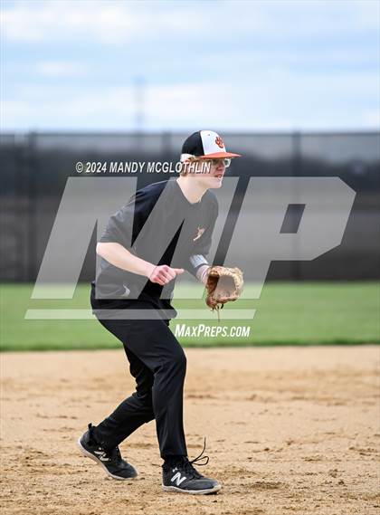 Thumbnail 2 in Eureka @ Illini Bluffs photogallery.