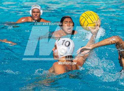 Thumbnail 3 in Mira Costa vs JSerra photogallery.