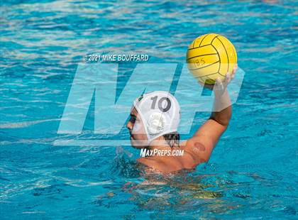 Thumbnail 3 in Mira Costa vs JSerra photogallery.