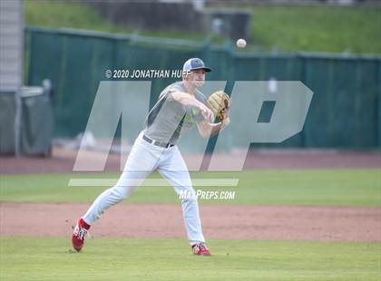Thumbnail 3 in Ronnie Roberts Senior Classic photogallery.
