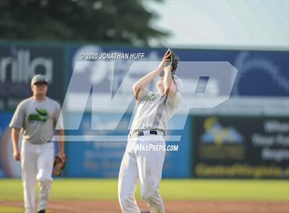 Thumbnail 2 in Ronnie Roberts Senior Classic photogallery.
