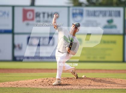 Thumbnail 3 in Ronnie Roberts Senior Classic photogallery.