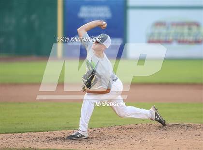 Thumbnail 2 in Ronnie Roberts Senior Classic photogallery.
