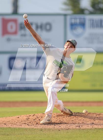 Thumbnail 1 in Ronnie Roberts Senior Classic photogallery.