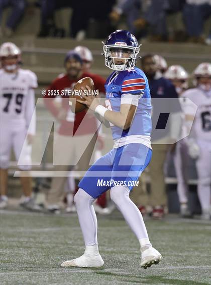 Thumbnail 1 in Central Union vs. Christian (CIF SDS Division 3 Final) photogallery.