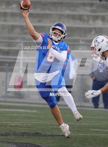 Thumbnail 2 in Central Union vs. Christian (CIF SDS Division 3 Final) photogallery.