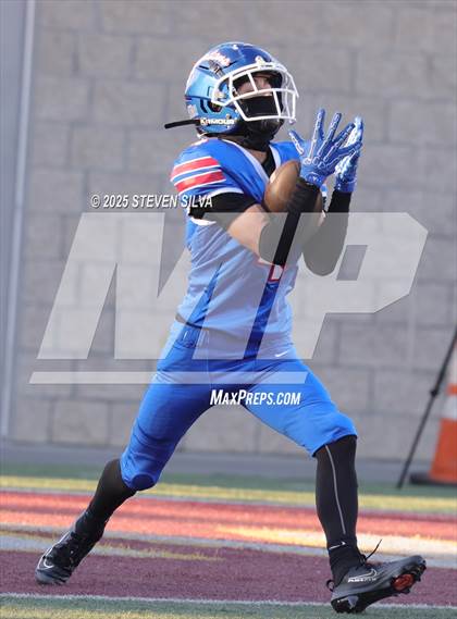 Thumbnail 1 in Central Union vs. Christian (CIF SDS Division 3 Final) photogallery.