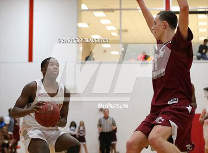 Thumbnail 2 in Trinity Catholic @ Chaminade photogallery.
