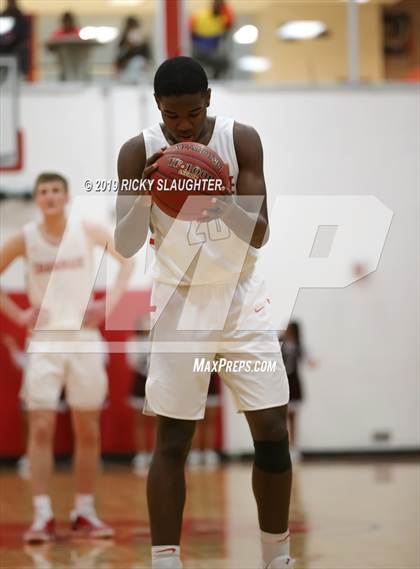Thumbnail 1 in Trinity Catholic @ Chaminade photogallery.