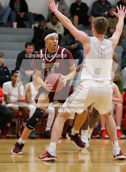 Thumbnail 1 in Trinity Catholic @ Chaminade photogallery.