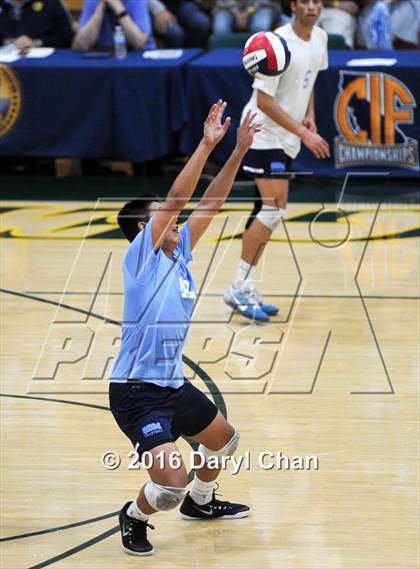 Thumbnail 3 in Mira Costa vs. Corona del Mar (CIF SoCal Regional D1 Final) photogallery.
