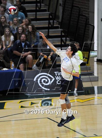 Thumbnail 1 in Mira Costa vs. Corona del Mar (CIF SoCal Regional D1 Final) photogallery.
