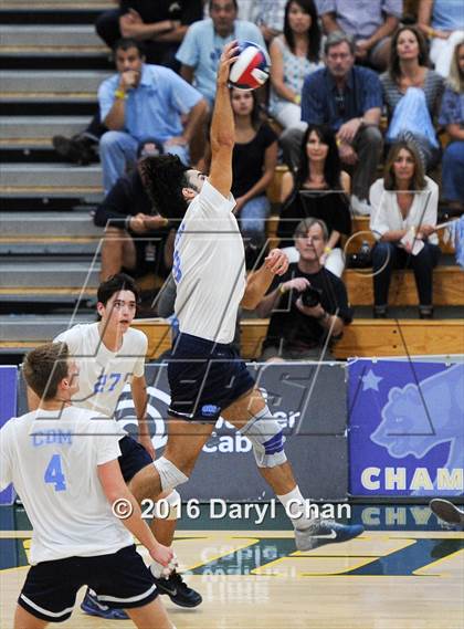 Thumbnail 2 in Mira Costa vs. Corona del Mar (CIF SoCal Regional D1 Final) photogallery.