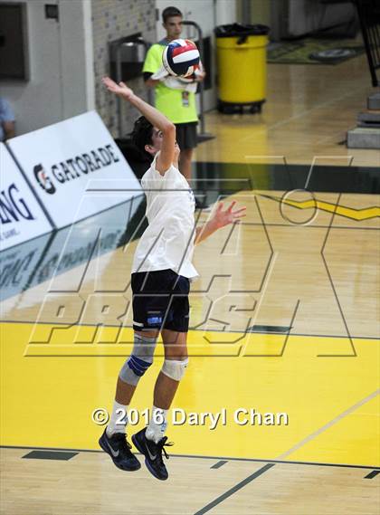 Thumbnail 3 in Mira Costa vs. Corona del Mar (CIF SoCal Regional D1 Final) photogallery.