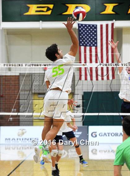 Thumbnail 3 in Mira Costa vs. Corona del Mar (CIF SoCal Regional D1 Final) photogallery.