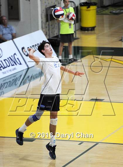 Thumbnail 2 in Mira Costa vs. Corona del Mar (CIF SoCal Regional D1 Final) photogallery.
