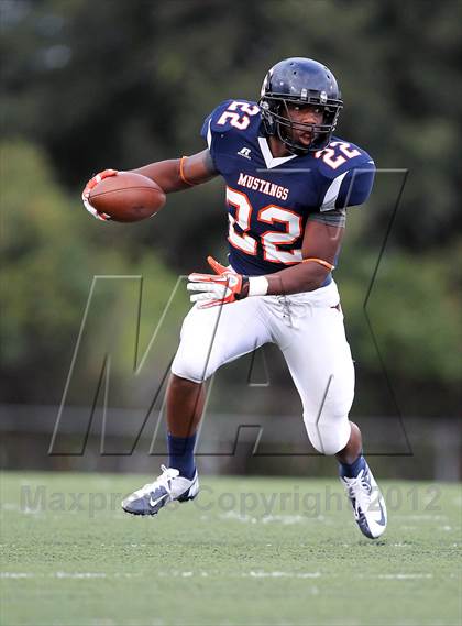 Thumbnail 3 in Grapevine @ Sachse photogallery.