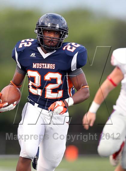 Thumbnail 3 in Grapevine @ Sachse photogallery.