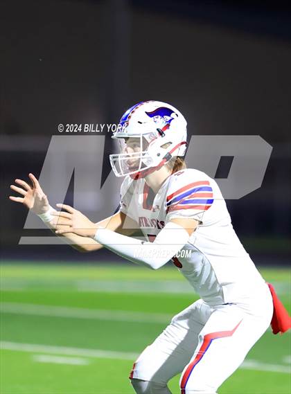 Thumbnail 2 in Grand Saline vs Prairiland photogallery.