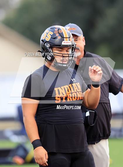 Thumbnail 3 in Grand Saline vs Prairiland photogallery.