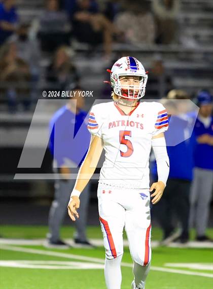 Thumbnail 1 in Grand Saline vs Prairiland photogallery.