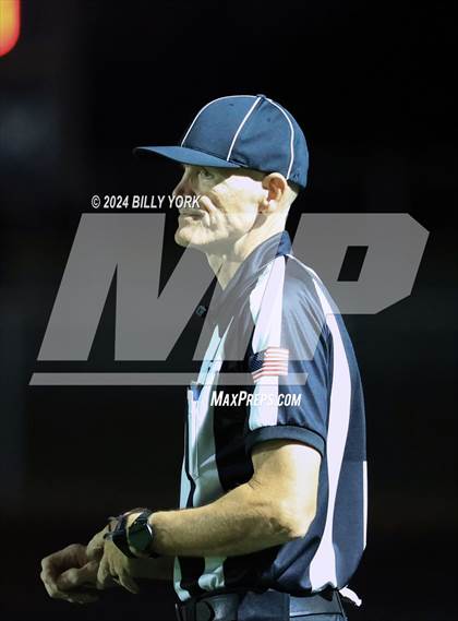 Thumbnail 3 in Grand Saline vs Prairiland photogallery.