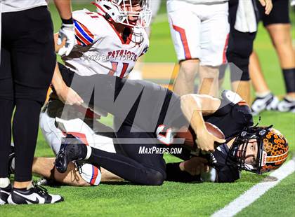 Thumbnail 2 in Grand Saline vs Prairiland photogallery.