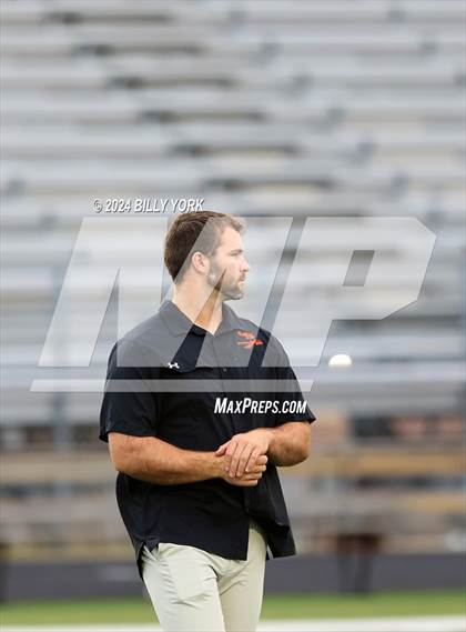 Thumbnail 2 in Grand Saline vs Prairiland photogallery.