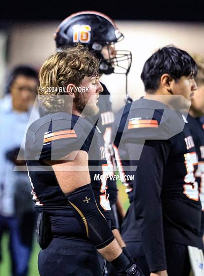Thumbnail 2 in Grand Saline vs Prairiland photogallery.