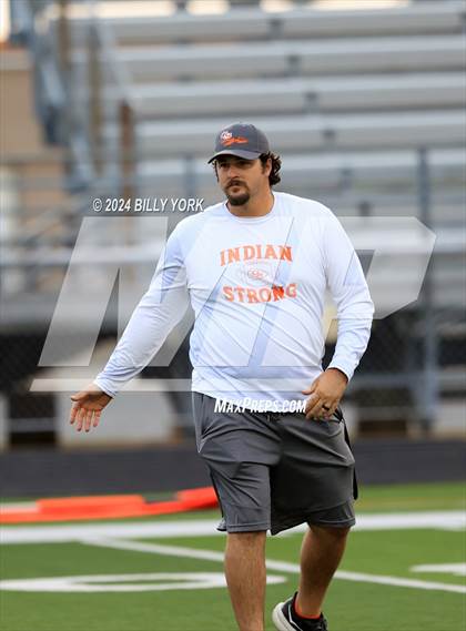 Thumbnail 1 in Grand Saline vs Prairiland photogallery.