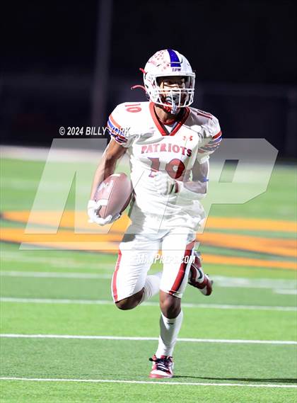 Thumbnail 1 in Grand Saline vs Prairiland photogallery.