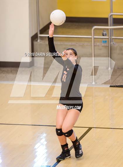 Thumbnail 2 in Huntington Beach vs Hagerty (NIKE Tournament of Champions) photogallery.