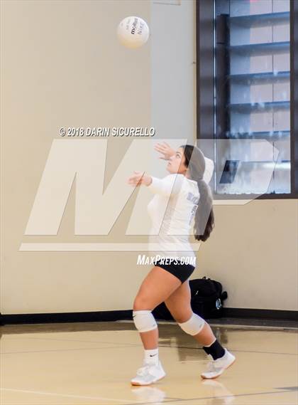 Thumbnail 3 in Huntington Beach vs Hagerty (NIKE Tournament of Champions) photogallery.