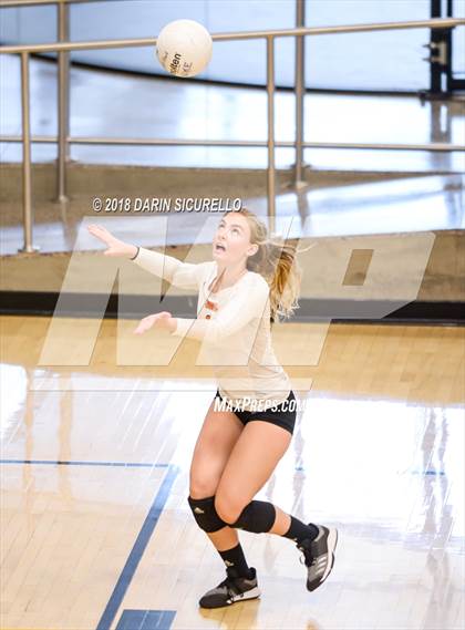 Thumbnail 1 in Huntington Beach vs Hagerty (NIKE Tournament of Champions) photogallery.