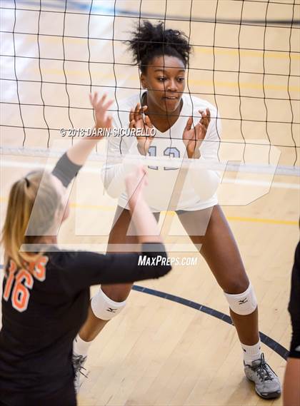 Thumbnail 3 in Huntington Beach vs Hagerty (NIKE Tournament of Champions) photogallery.