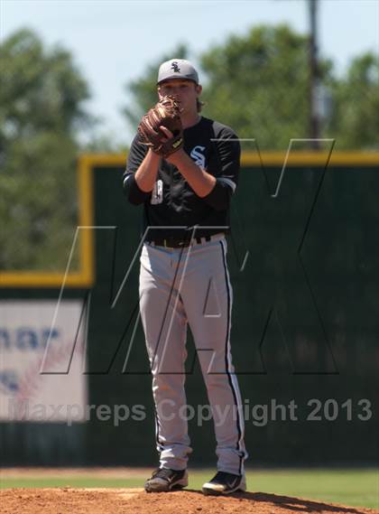 Thumbnail 3 in St. Pius X vs. Antonian Prep (TAPPS 5A Regional Playoff) photogallery.