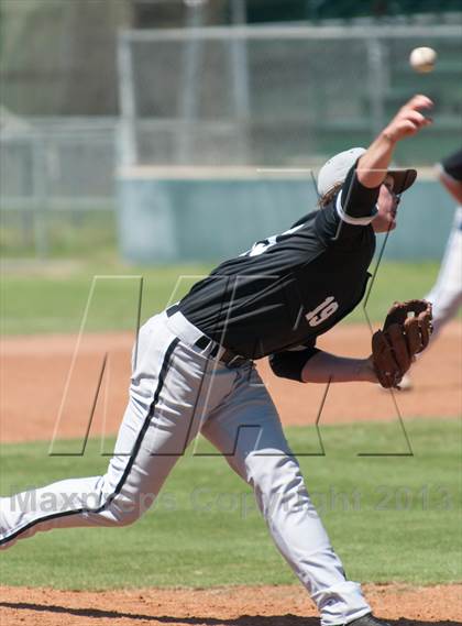 Thumbnail 2 in St. Pius X vs. Antonian Prep (TAPPS 5A Regional Playoff) photogallery.